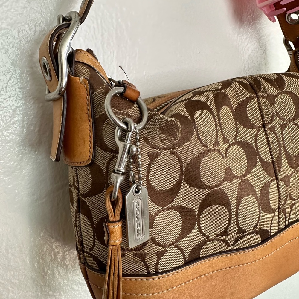 Vintage Coach signature Hampton tassel bag